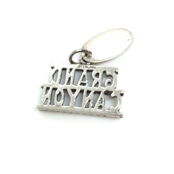 VINTAGE STERLING SILVER GRAND CANYON CHARM LAS VEGAS NEVADA PENDANT TOURIST - Picture 3 of 8